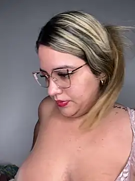 Amira Malia online show from March 4, 11:27 am