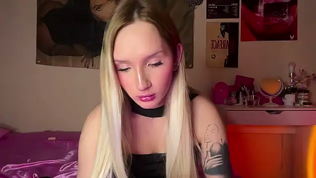 Emily Di1 online show from January 13, 8:36 pm