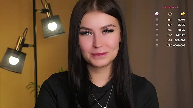 CoreenYorton online show from December 18, 1:11 am