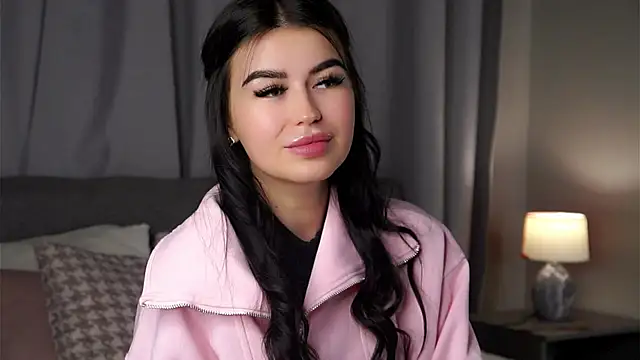 CoreenYorton online show from January 18, 11:14 am