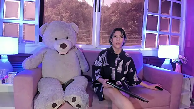 Snapshot of ReiAyanamy chatting on November 27, 8:00 pm ReiAyanamy online show from November 27, 8:00 pm