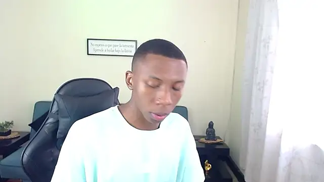 Miilo18 online show from December 13, 9:09 pm