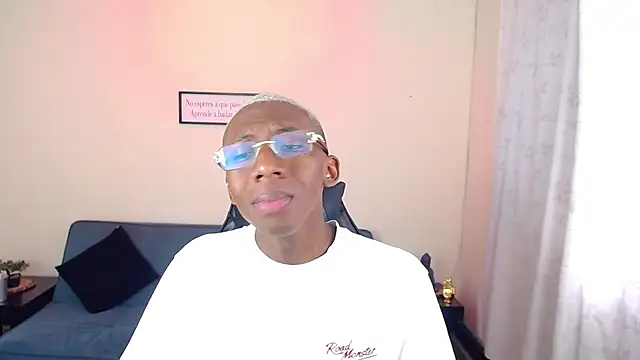 Miilo18 online show from January 10, 9:05 pm