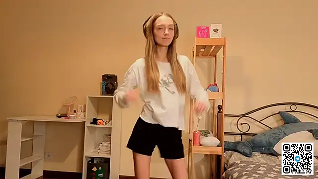 HoaPatton online show from December 4, 11:08 am