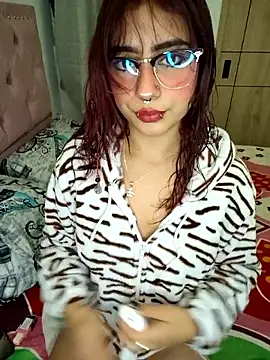 Sarah Lark- online show from January 18, 1:09 am