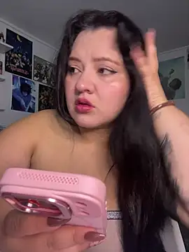 Snapshot of Just_danna chatting on June 22, 5:15 am Just danna online show from June 22, 5:15 am