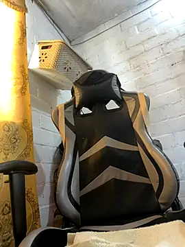 jessi bentz  online show from November 15, 6:26 pm