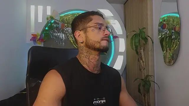 Alanrodgers online show from April 6, 11:22 am