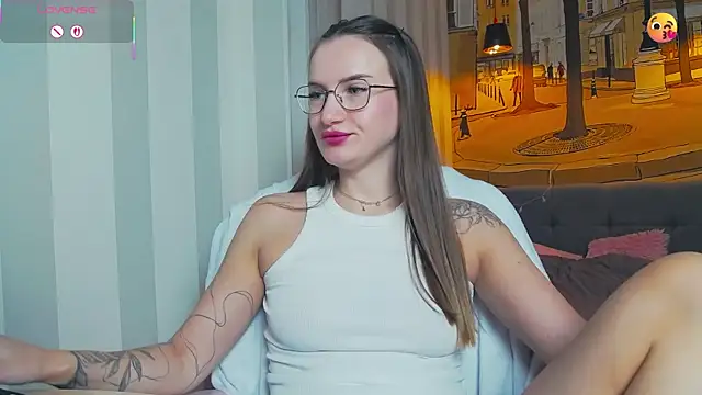 ALICE  ALICE69 online show from April 7, 7:58 pm