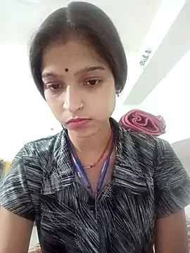 Mohnicute online show from May 7, 6:02 pm