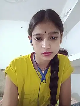 Mohnicute online show from June 2, 6:21 pm