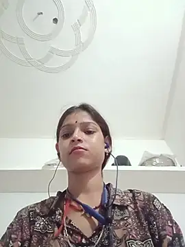 Snapshot of Mohnicute chatting on July 6, 6:43 pm Mohnicute online show from July 6, 6:43 pm