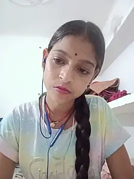 Snapshot of Mohnicute chatting on July 16, 6:47 pm Mohnicute online show from July 16, 6:47 pm
