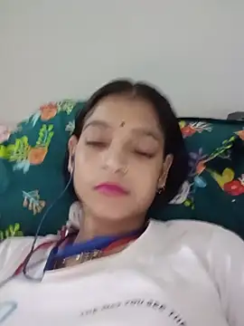 Snapshot of Mohnicute chatting on July 28, 7:39 pm Mohnicute online show from July 28, 7:39 pm