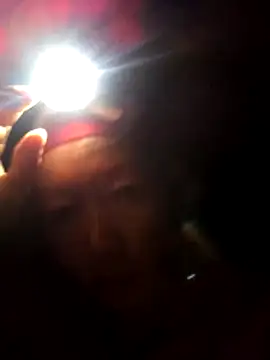 girl-hot2x online show from December 22, 10:07 pm