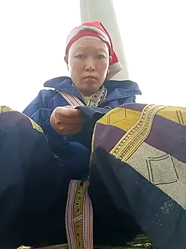 girl-hot2x online show from April 20, 2:14 am