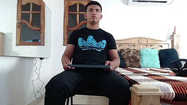 mathews    online show from November 24, 1:49 am