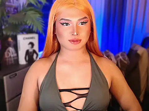 Snapshot of UrGoddess_Sofia chatting on February 11, 6:51 am UrGoddess Sofia online show from February 11, 6:51 am