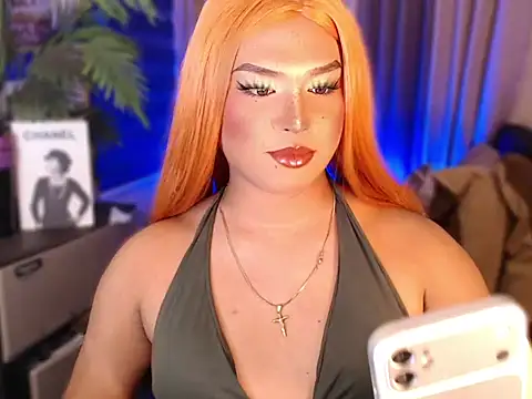 Snapshot of UrGoddess_Sofia chatting on February 15, 9:08 am UrGoddess Sofia online show from February 15, 9:08 am