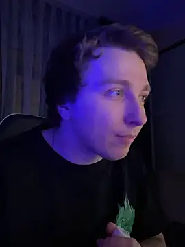 Gusman112 online show from January 17, 1:43 am