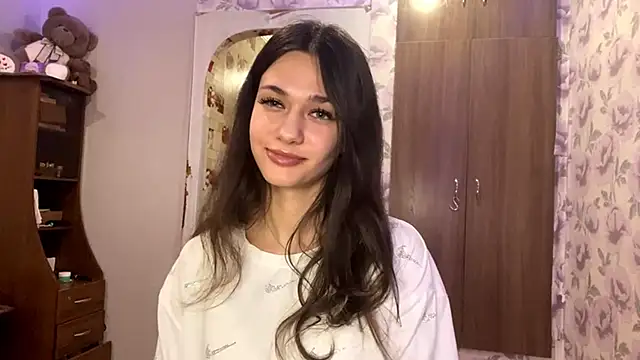 EunHendericks online show from November 11, 11:21 am