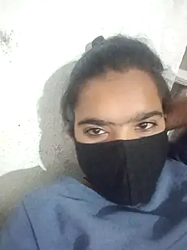 Snapshot of pnana_ji chatting on January 6, 4:21 pm pnana ji online show from January 6, 4:21 pm