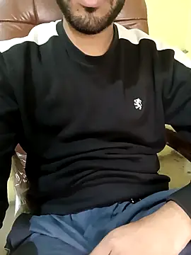 hotyyyyjonny online show from March 18, 6:38 am