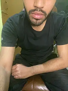 hotyyyyjonny online show from April 10, 5:56 am