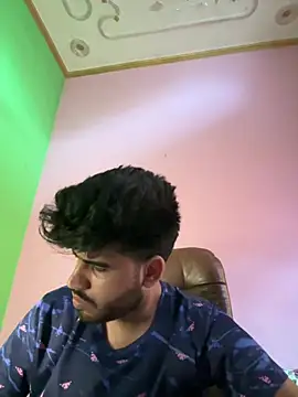 hotyyyyjonny online show from July 18, 4:27 am