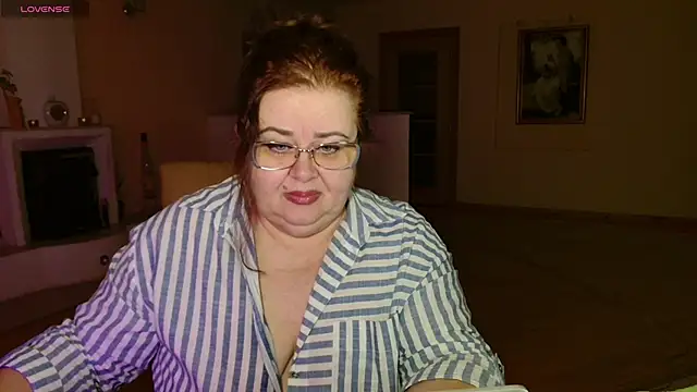 Natali-Gucci online show from April 26, 5:54 pm