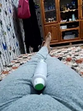 Tota sexi online show from April 1, 1:41 pm