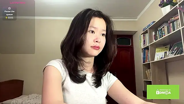 HuldaKye online show from February 26, 12:04 pm