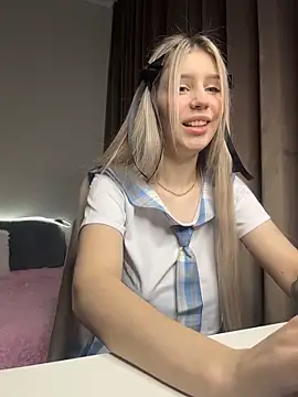 Olivia1Taylor1 online show from November 18, 6:07 am