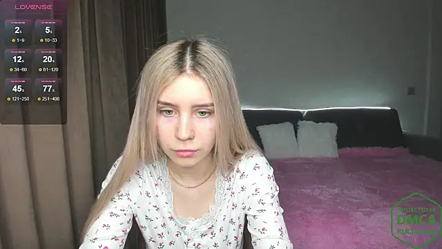 Olivia1Taylor1 online show from February 13, 10:44 am