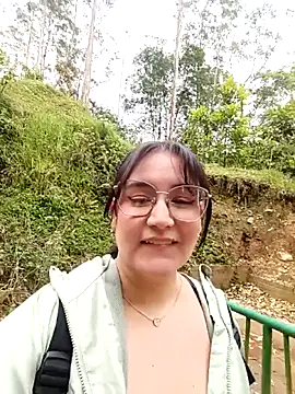 Snapshot of SaloGray8 chatting on May 19, 1:28 pm SaloGray8 online show from May 19, 1:28 pm