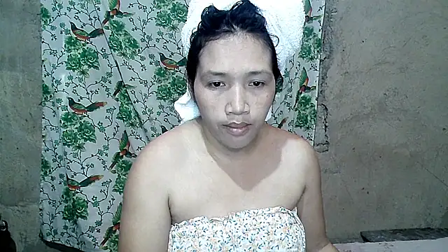 Snapshot of xwindyxxx chatting on June 24, 1:04 am xwindyxxx online show from June 24, 1:04 am