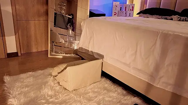 Snapshot of Iamnyxy chatting on February 11, 11:04 am Iamnyxy online show from February 11, 11:04 am