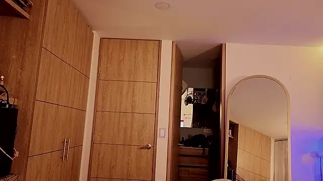 Snapshot of Iamnyxy chatting on February 20, 11:00 am Iamnyxy online show from February 20, 11:00 am