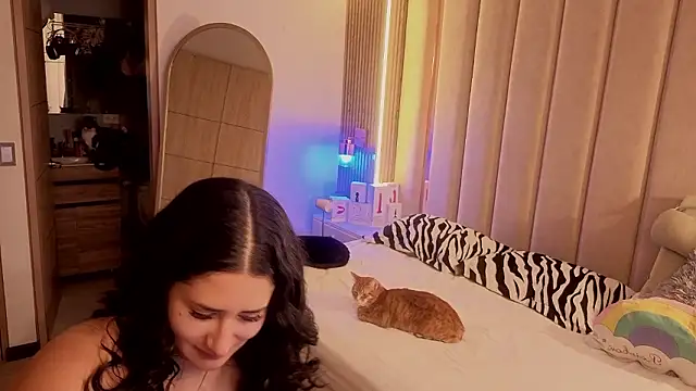 Snapshot of Iamnyxy chatting on February 25, 10:58 am Iamnyxy online show from February 25, 10:58 am