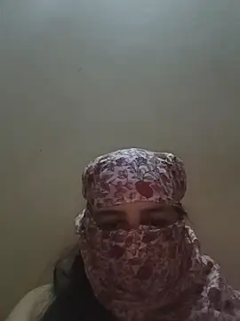 Snapshot of Yamini-X chatting on November 14, 5:17 am Yamini-X online show from November 14, 5:17 am