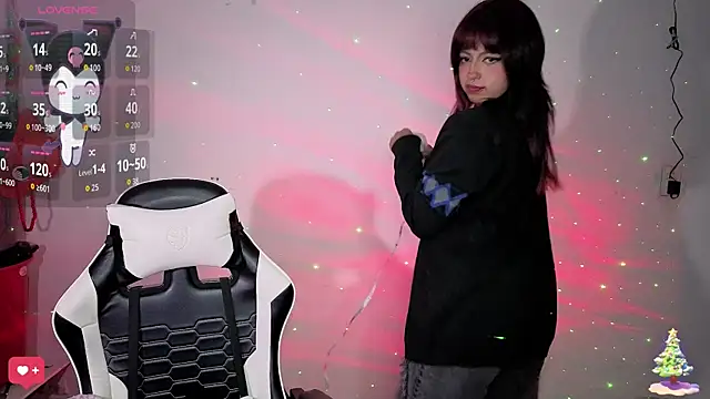 Melody Ghot online show from November 13, 3:00 pm