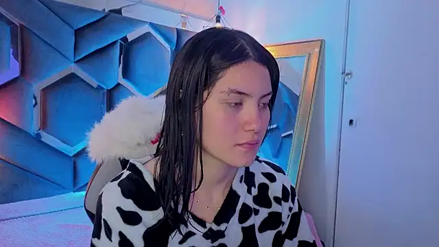 Brandy collinss online show from March 22, 11:46 am