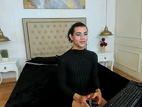 Snapshot of AlexaBellanova chatting on February 24, 3:48 am AlexaBellanova online show from February 24, 3:48 am