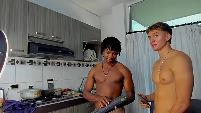 Snapshot of Nolan_joness chatting on November 25, 4:07 pm Nolan joness online show from November 25, 4:07 pm