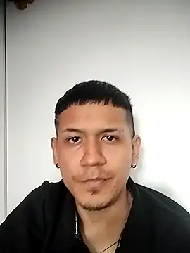 Chris    Col online show from December 2, 4:35 pm