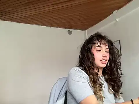 Dreana online show from February 2, 7:23 pm