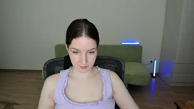 v crizis324 online show from April 30, 1:17 pm