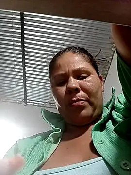 Snapshot of sexy_latina90 chatting on November 14, 11:35 pm sexy latina90 online show from November 14, 11:35 pm