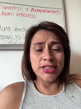 valeria absurdah online show from December 17, 8:26 pm