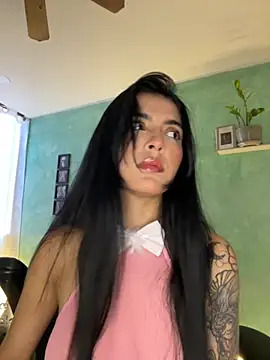 Cristal Cerati  online show from January 6, 9:50 pm